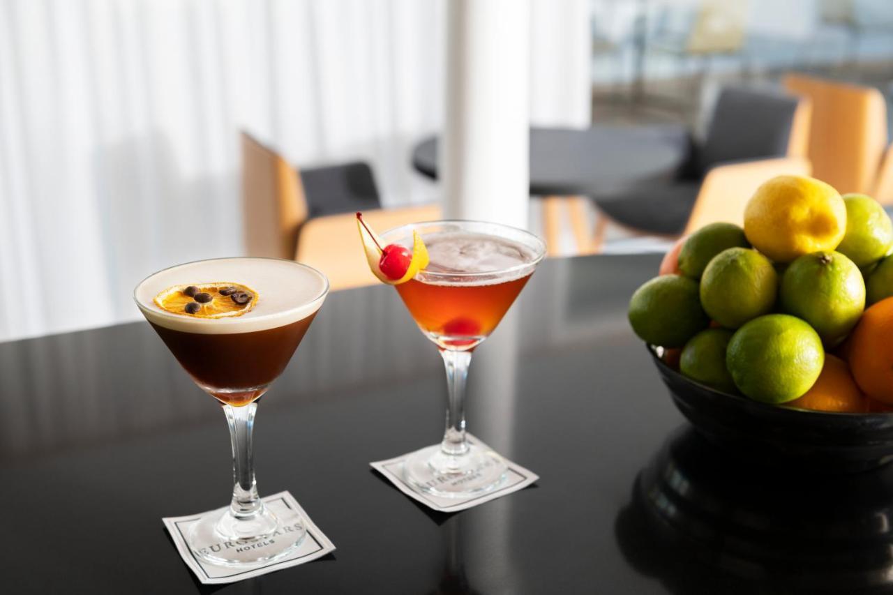 Eurostars Portico Alicante Exteriér fotografie Cocktails at the bar