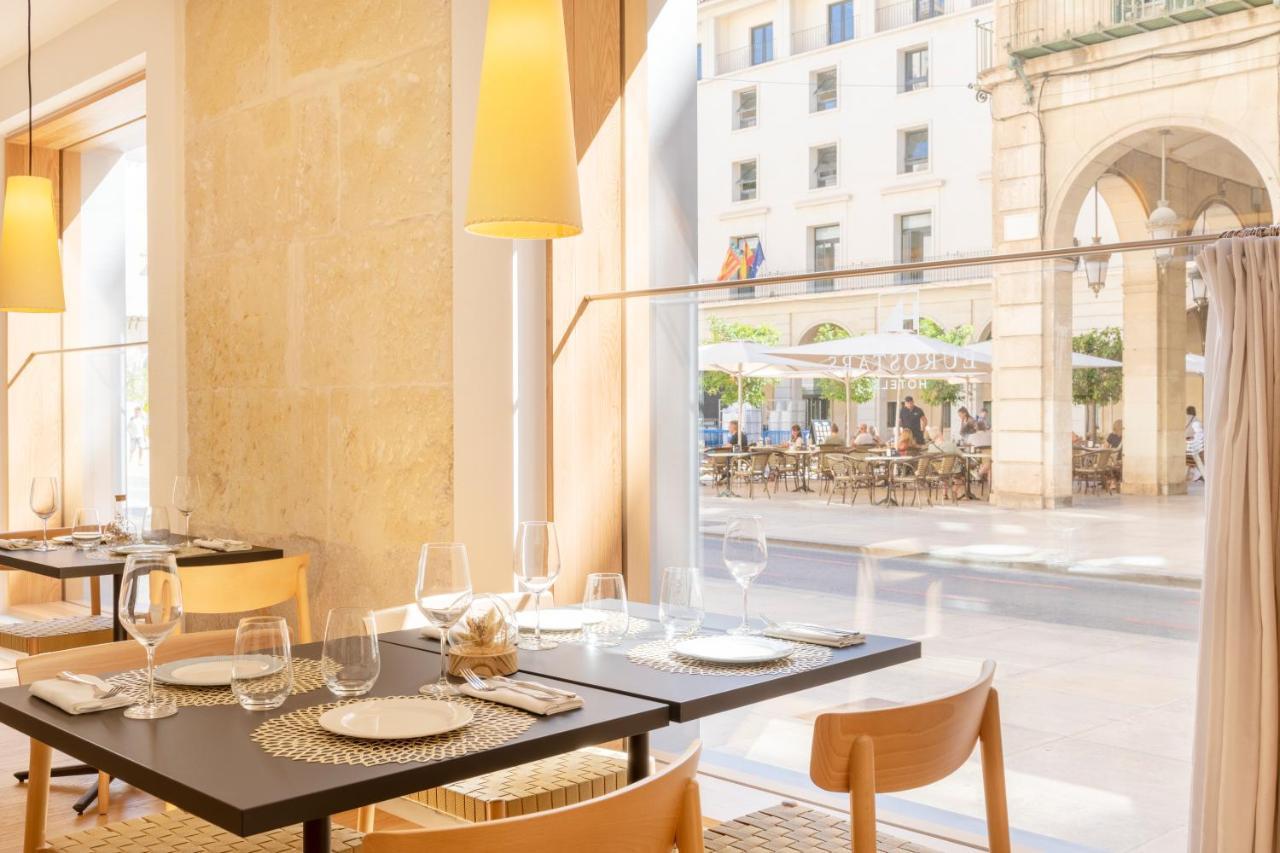 Eurostars Portico Alicante Exteriér fotografie Restaurant interior